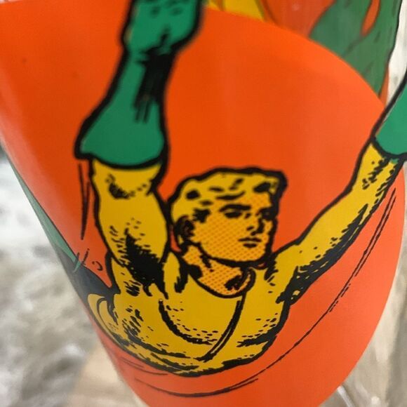 Vintage 1976 Pepsi Super Series Aquaman
DC Comics INC Collector Glass - Picture 16 of 17